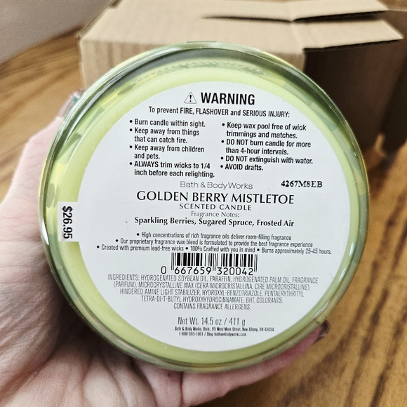 🛍BOGO 50% OFF💚🕯NWT‼️ Bath & Body Works "Golden Berry Mistletoe" 3-wick Candle - Picture 5 of 10